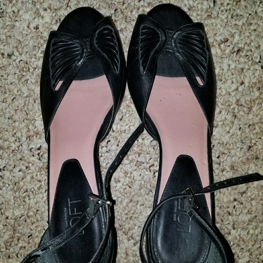 Loft Sandal - Picture 2 of 6
